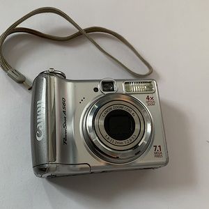Canon PowerShot A560